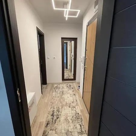 Luxury Flat-4 People-mladost Varna